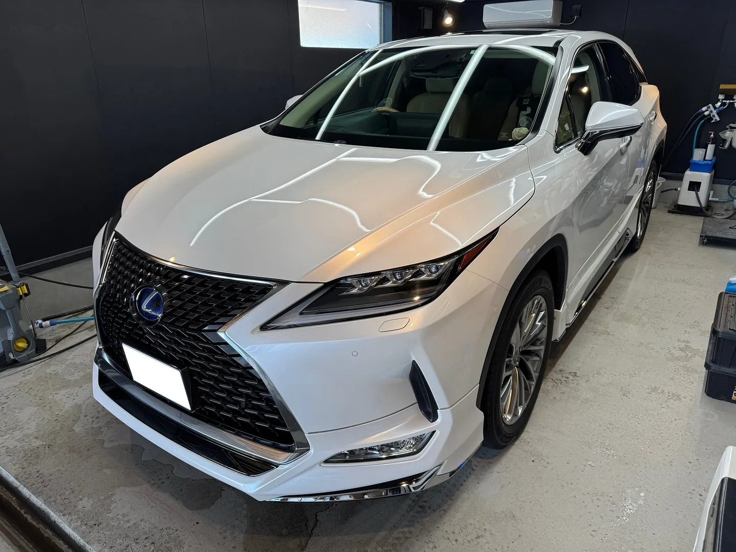 LEXUS NX450h 下地処理研磨＋C3コート🚗✨