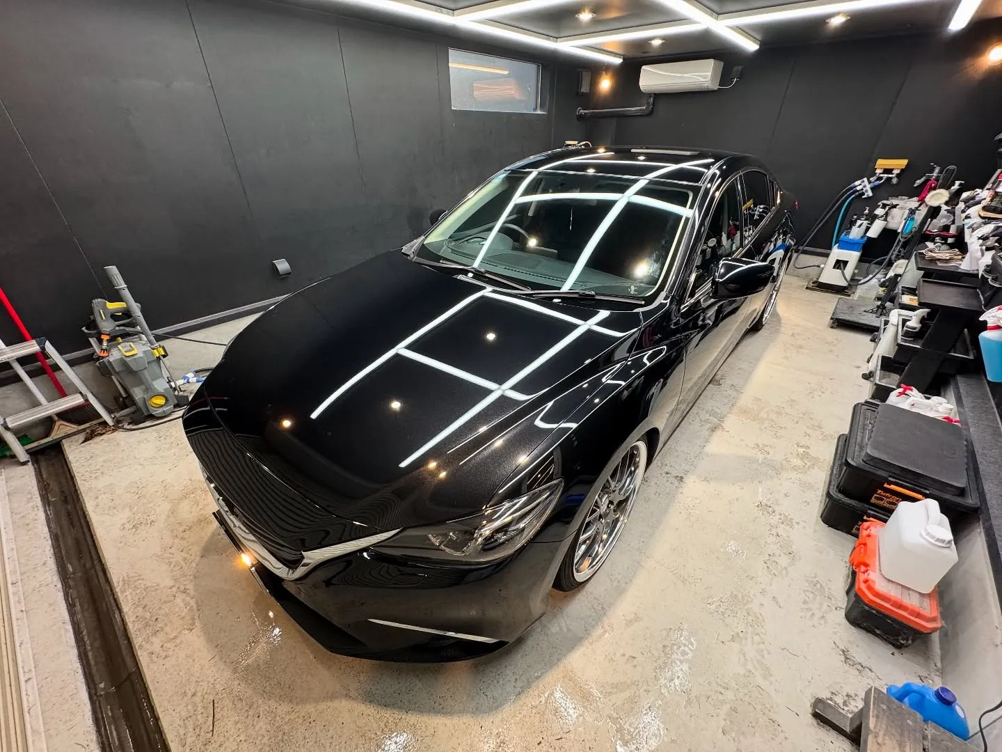 マツダ アテンザ 【クイック下地処理洗車＋研磨】