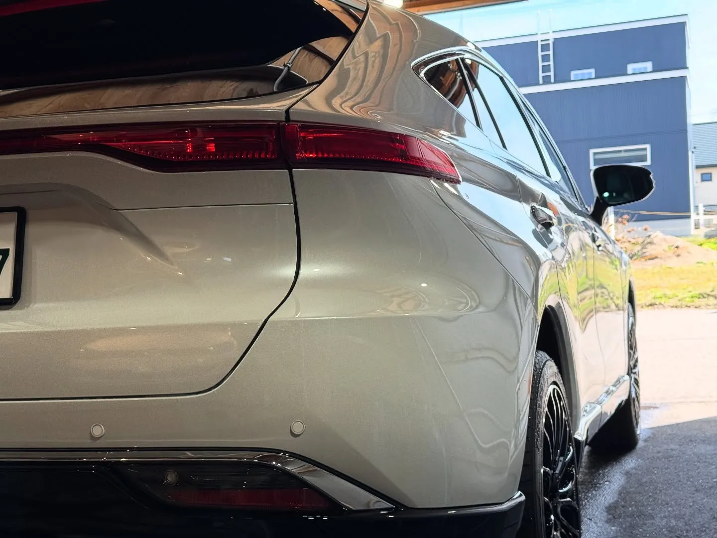 当店のお得意様が、洗車と部分鉄粉取りに来られました🤗