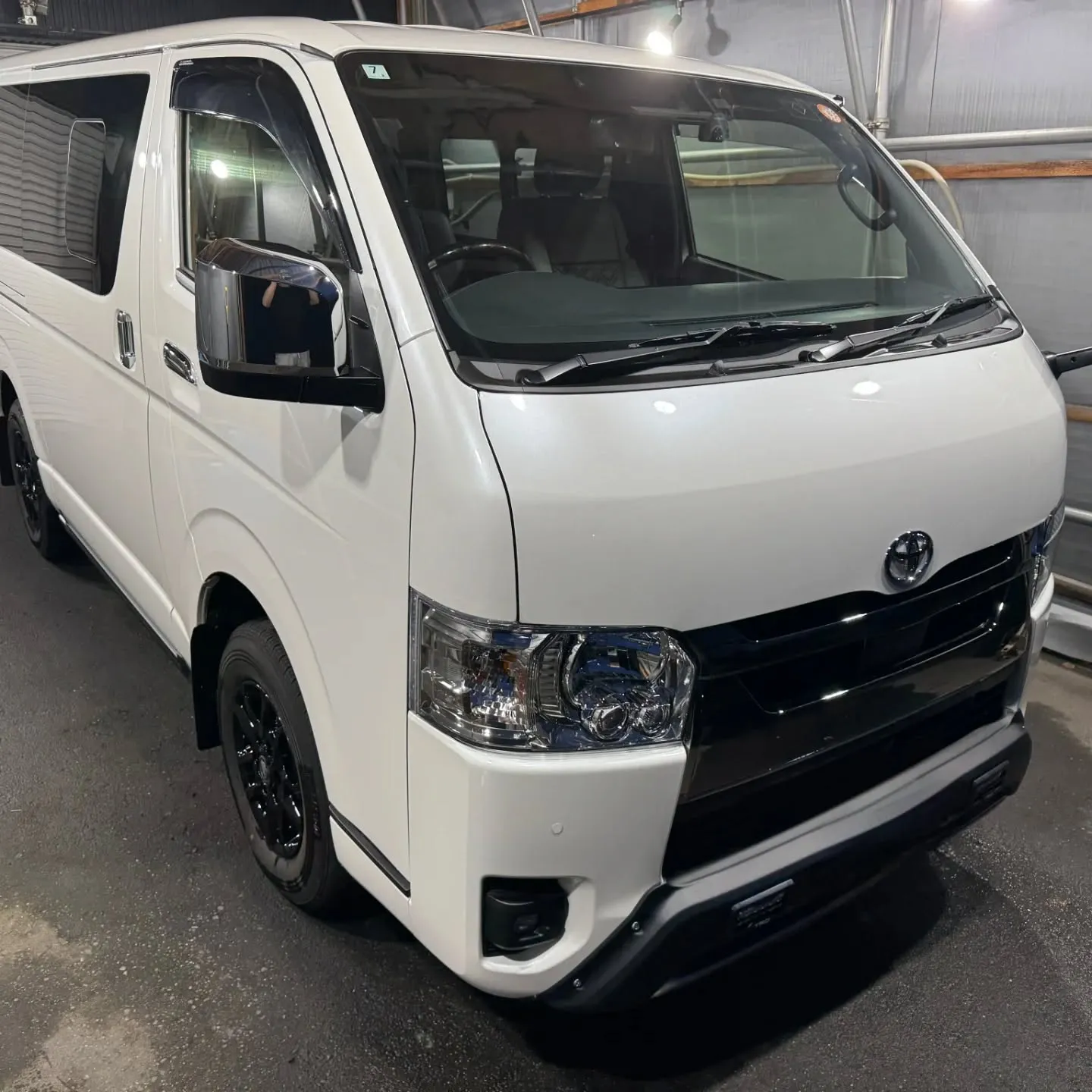 トヨタ ハイエース C3コート