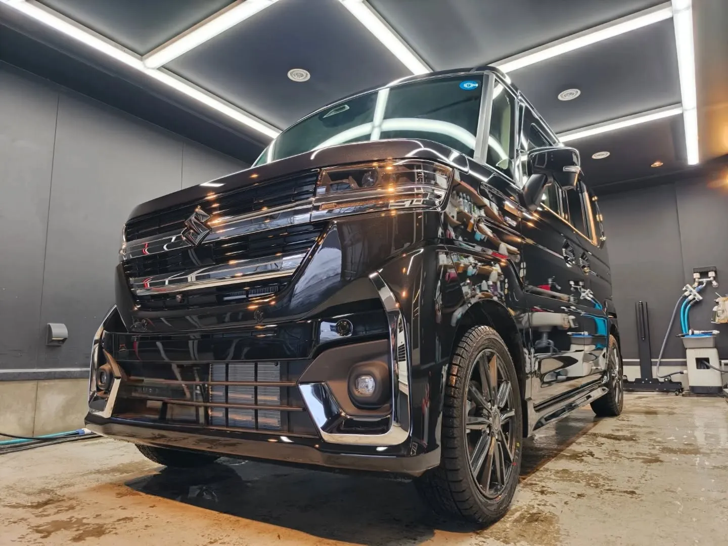 スズキ スペーシアカスタム 洗浄+C3コート