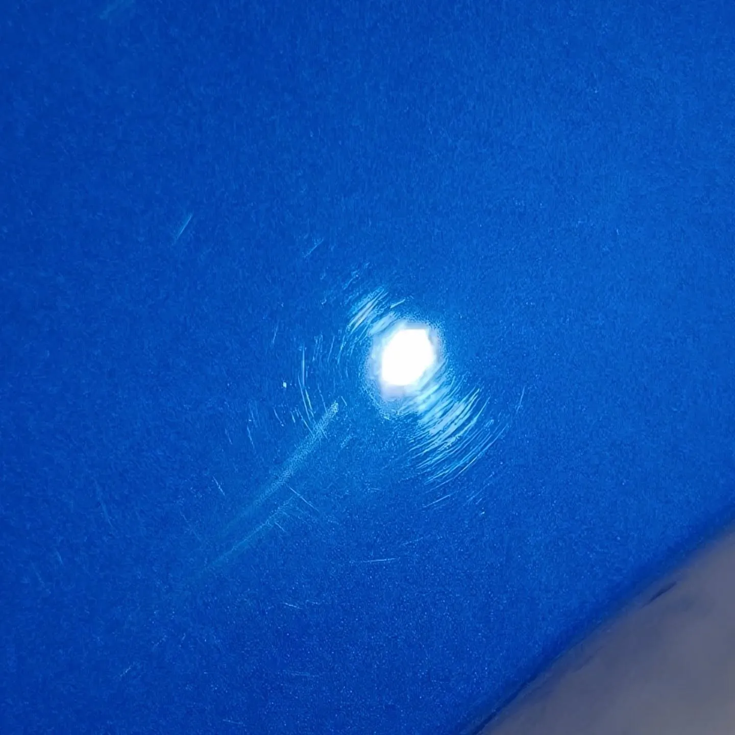 あっ！！と言うような傷も、ピンポイント研磨したりしてます😎