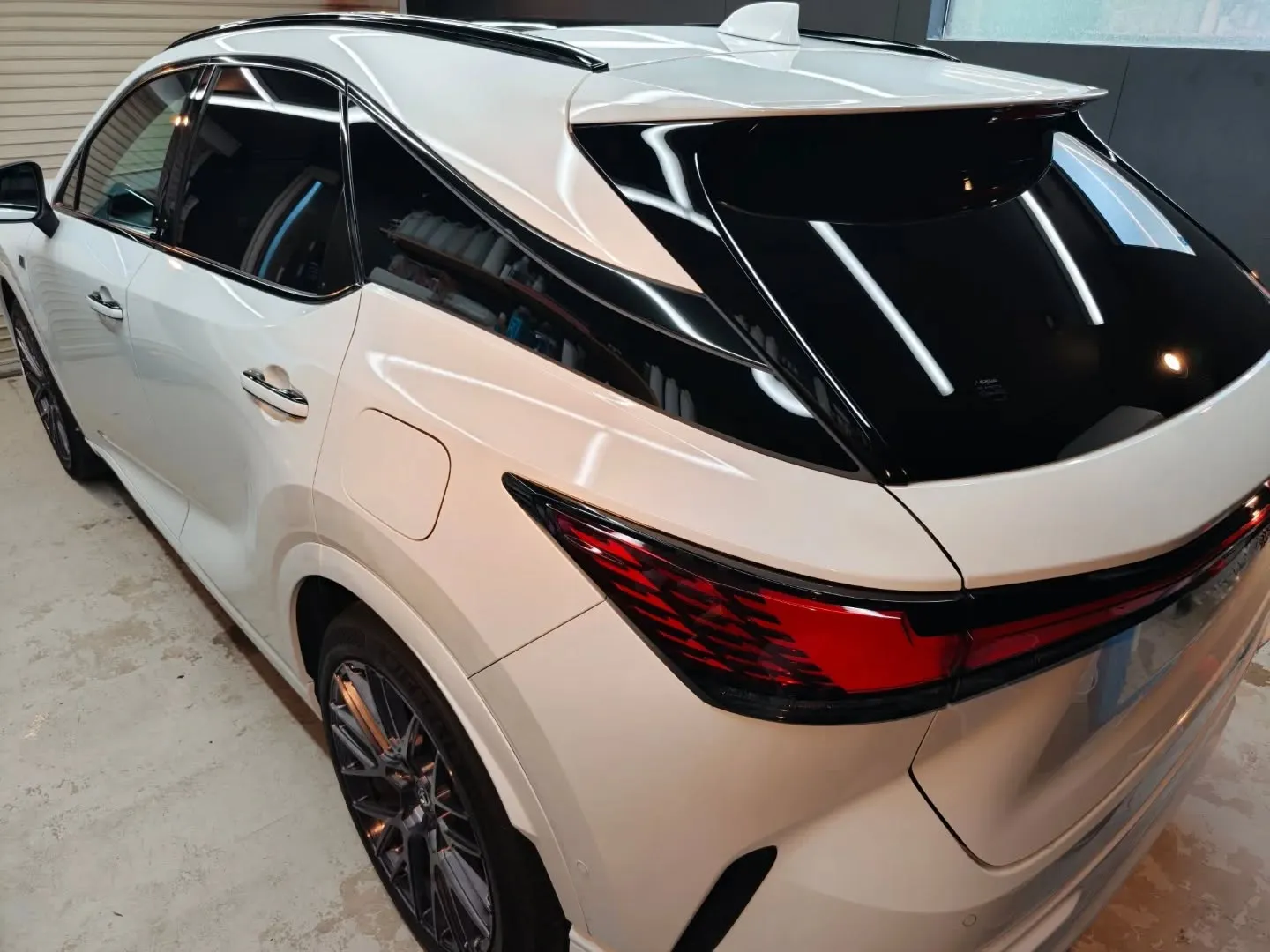 LEXUS RX500h 下地処理研磨＋C3コート