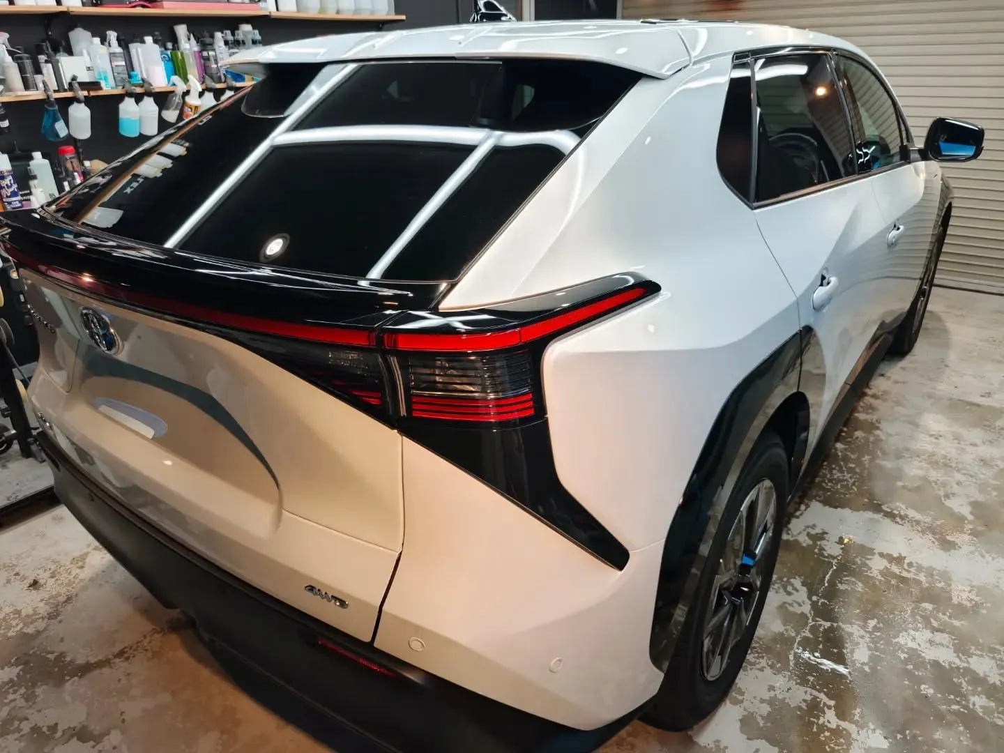 トヨタ bz4x ベーシック研磨＋PureEVO