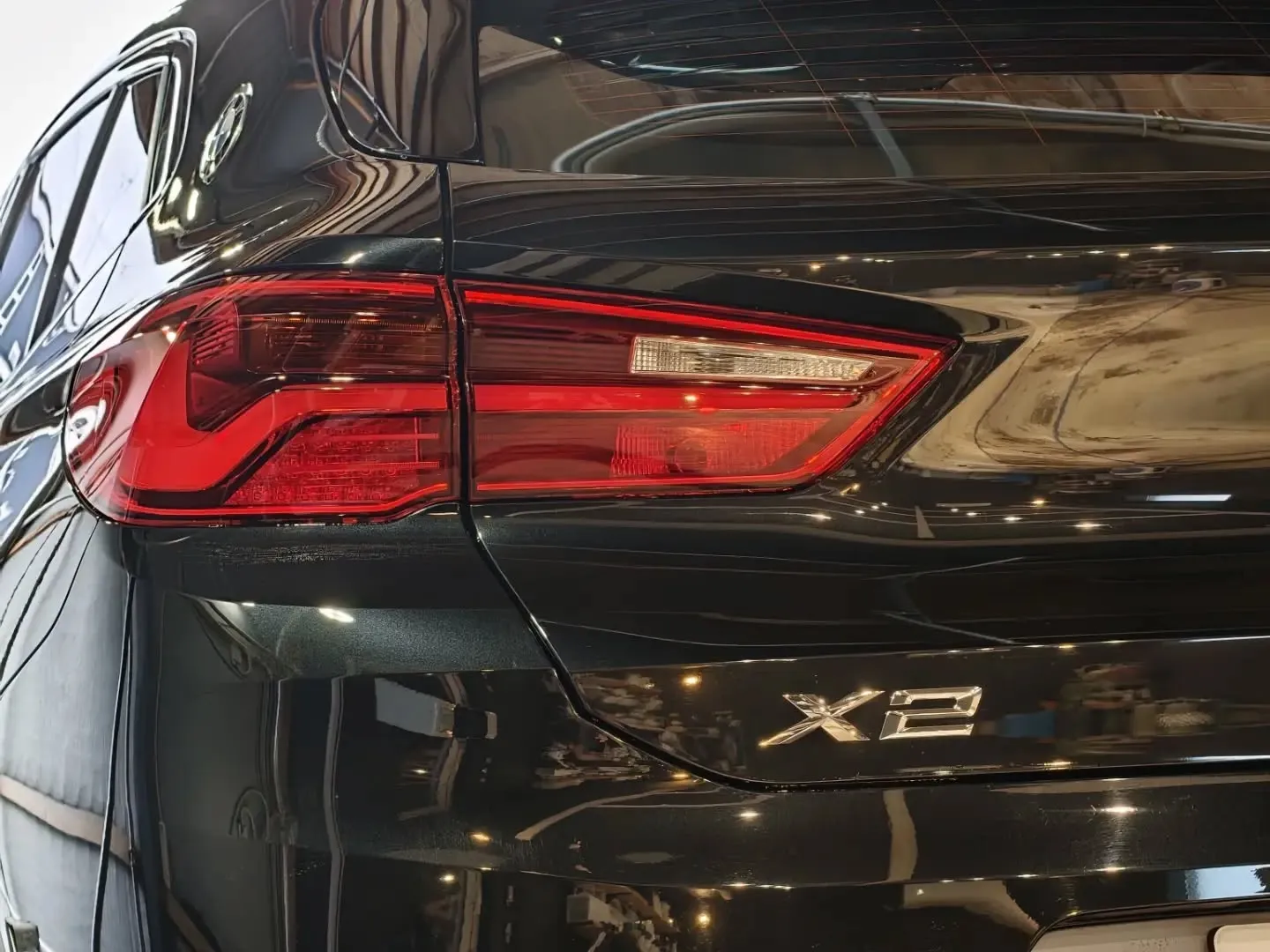 BMW X2 クイック下地処理洗車＋下地処理研磨