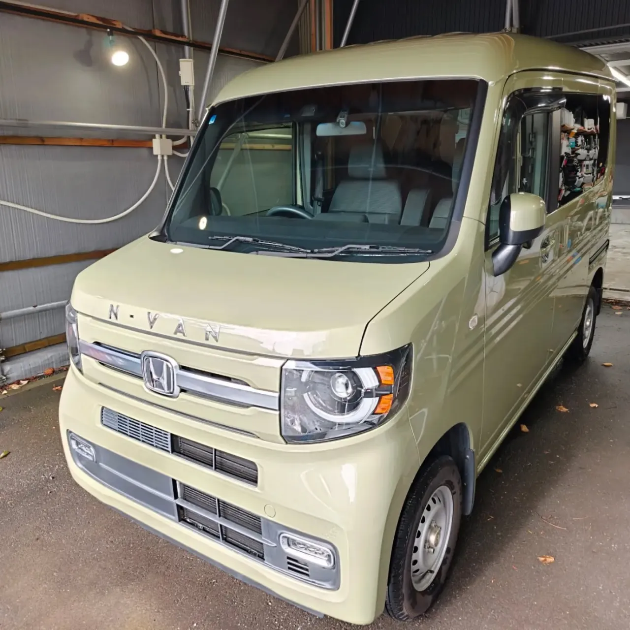 ホンダ N-VAN クイック下地処理+下地処理研磨